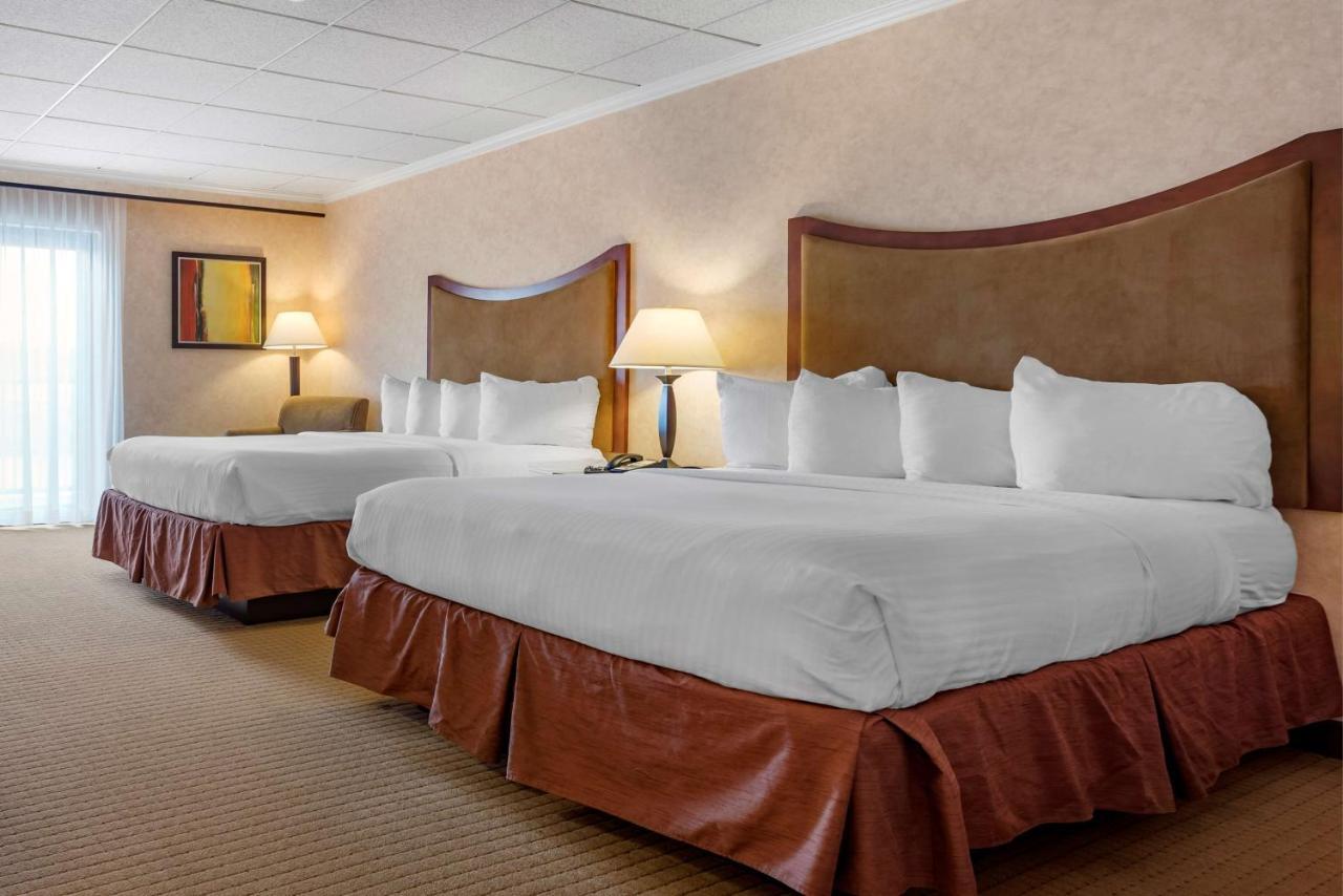 Best Western Plus Oswego Hotel And Conference Center Buitenkant foto