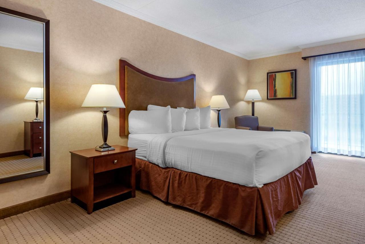 Best Western Plus Oswego Hotel And Conference Center Buitenkant foto