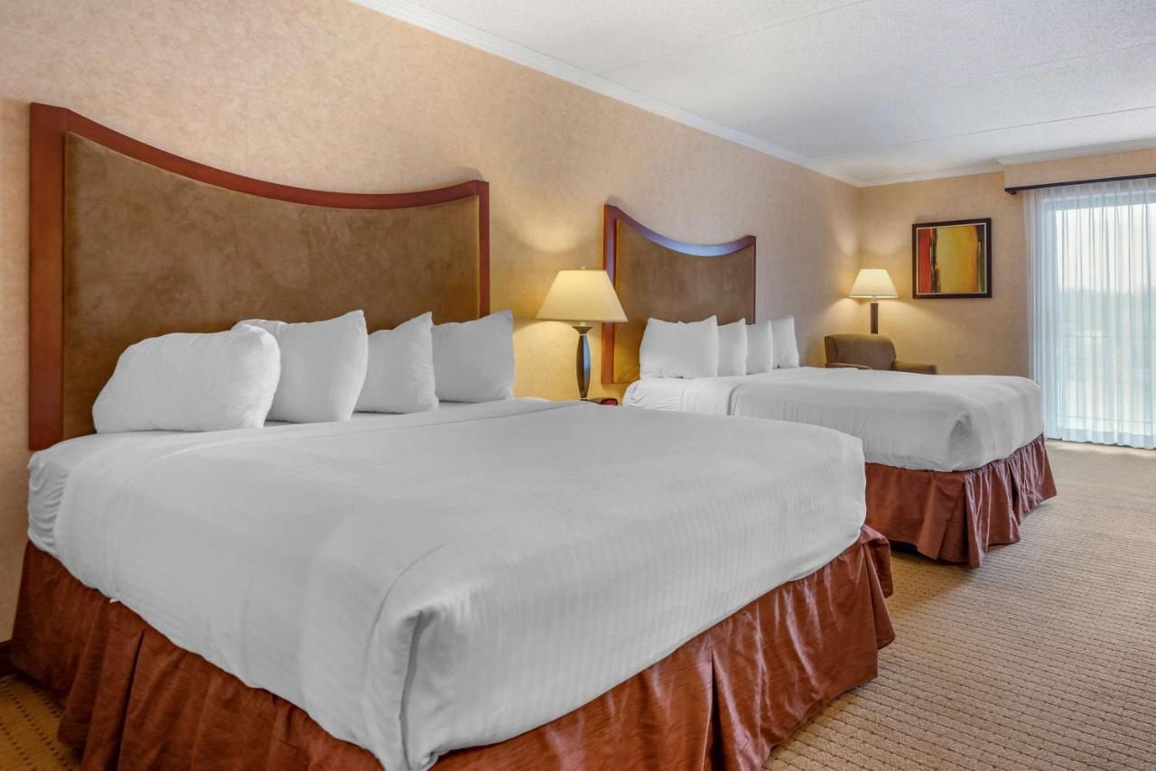 Best Western Plus Oswego Hotel And Conference Center Buitenkant foto