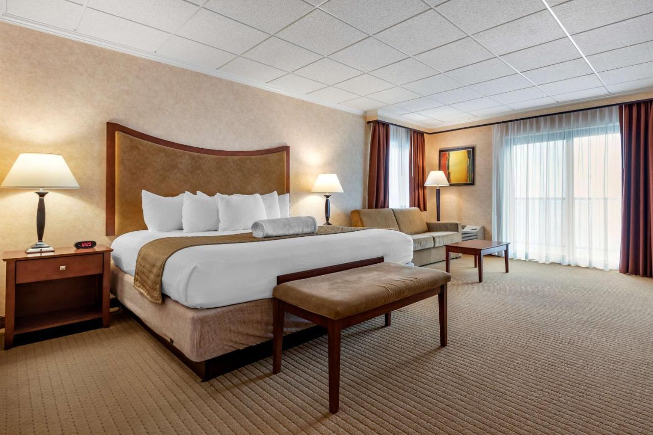 Best Western Plus Oswego Hotel And Conference Center Buitenkant foto
