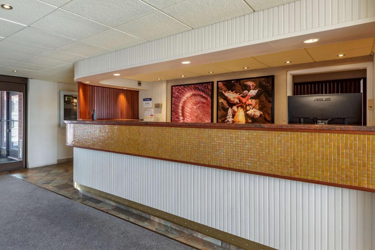Best Western Plus Oswego Hotel And Conference Center Buitenkant foto