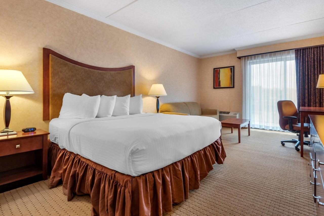 Best Western Plus Oswego Hotel And Conference Center Buitenkant foto