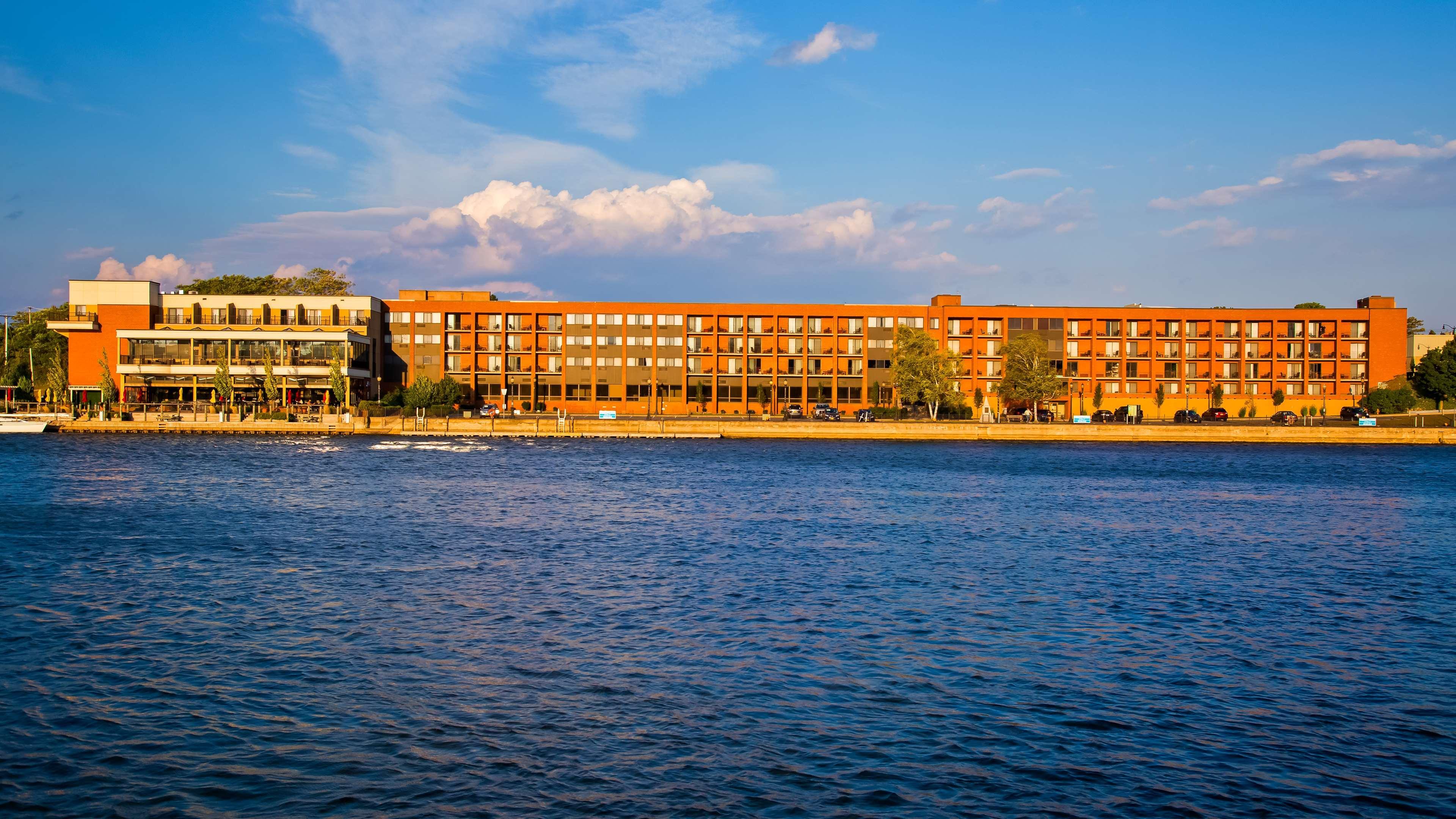 Best Western Plus Oswego Hotel And Conference Center Buitenkant foto
