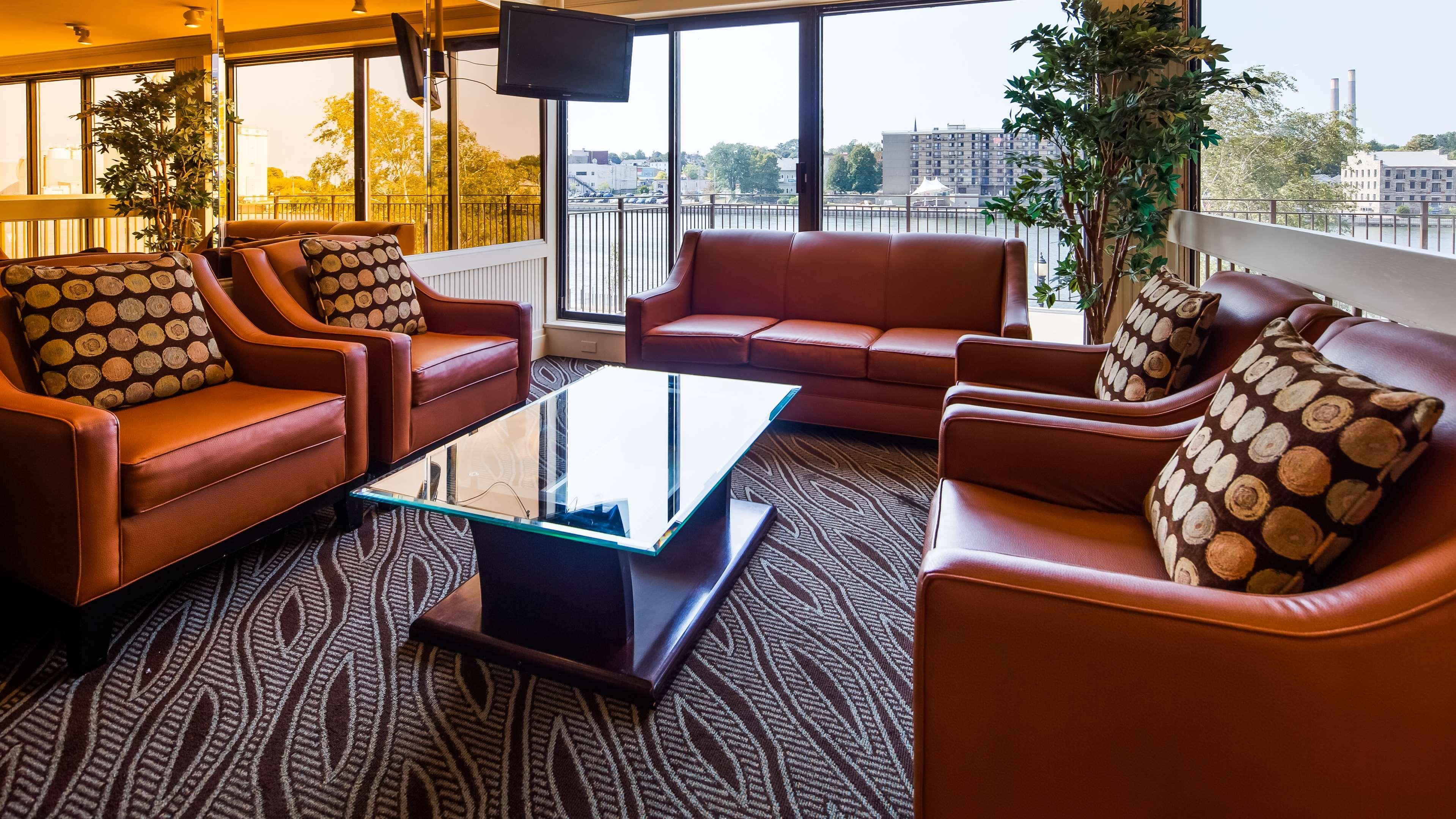 Best Western Plus Oswego Hotel And Conference Center Buitenkant foto
